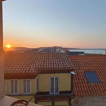 Apartamento En El Centro De Corrubedo Frente A La Iglesia * Ribeira